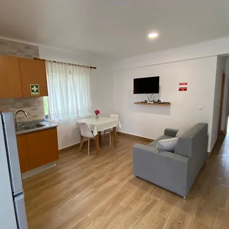 아파트 4 Estacoes