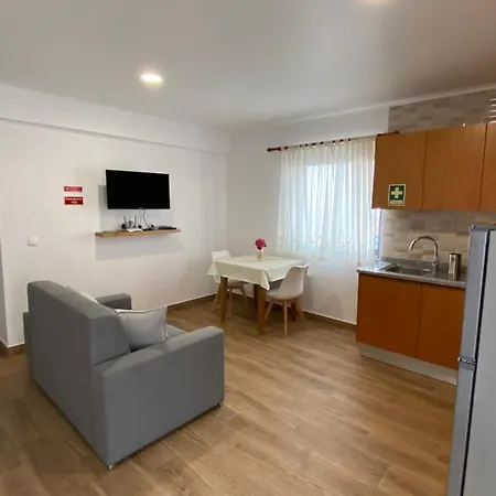 4 Estacoes Apartment *