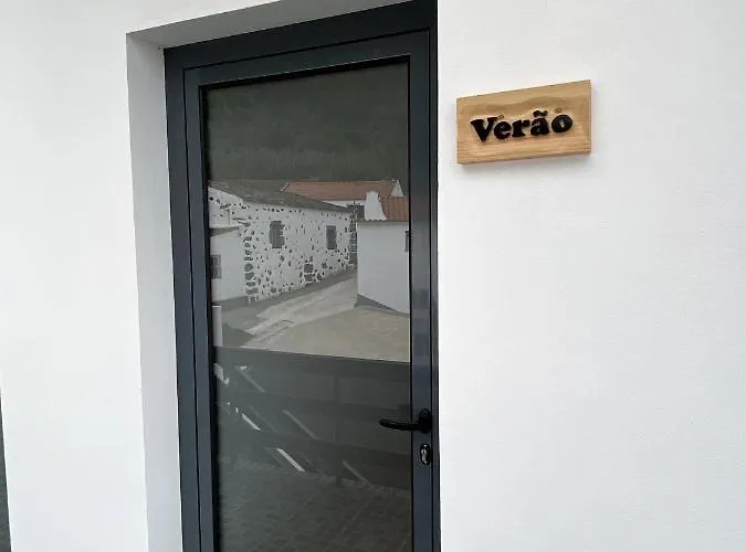 4 Estacoes Apartment