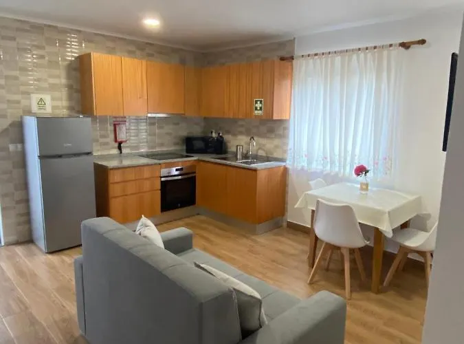 Apartment 4 Estacoes Faja Grande