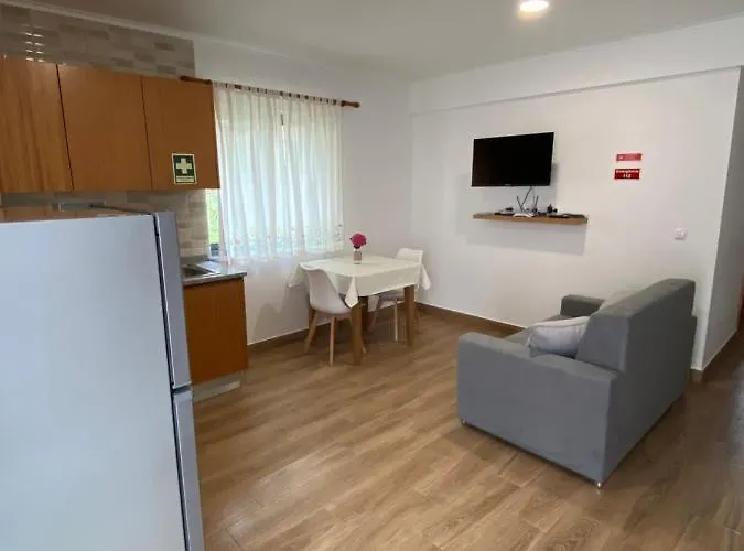 4 Estacoes Apartment